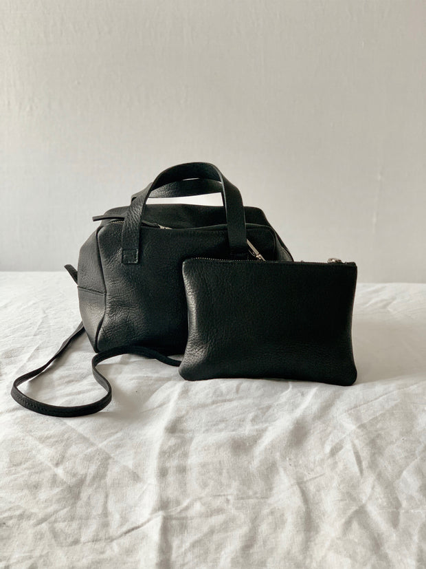 Crossbody leather bag | Satchel Bruna | AKey